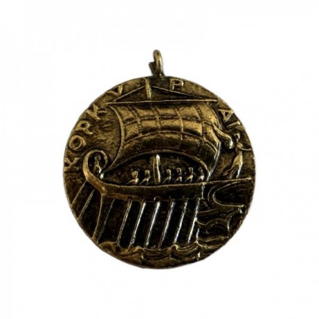 CHARM MEDAILLE BATEAU DORE VIF PATINE