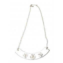 Collier sur arc motifs floraux argenté