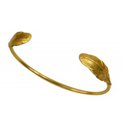 gold plated 2 small feathers bracelet