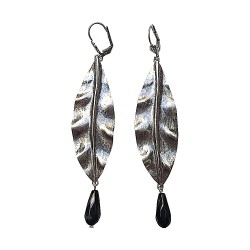 BOUCLES D OREILLES FEUILLES ARGENTEES ET STRASS