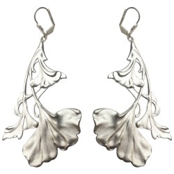 MAT SILVER PLATED GINGKO FLOWER EARRINGS