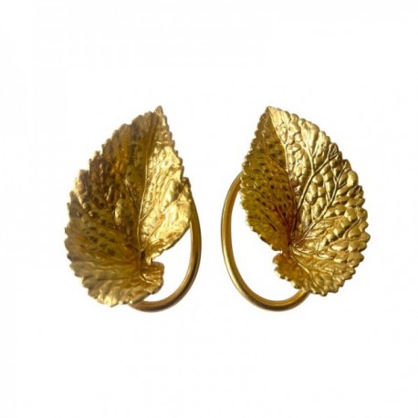 GOLD PLATED BEGOGNIA EARRINGS