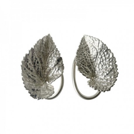 SILVER PLATED BEGOGNIA EARRINGS